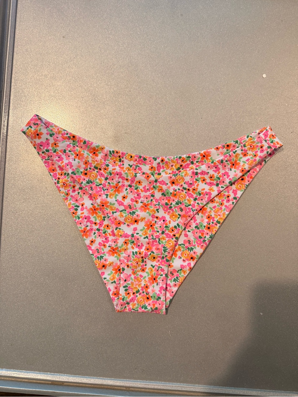 Kulani kinis — minimal full coverage bikini bottom Floral High-Cut Pink & Orange